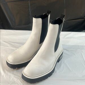 Sam Edelman Laguna Chelsea Boot Waterproof size 9